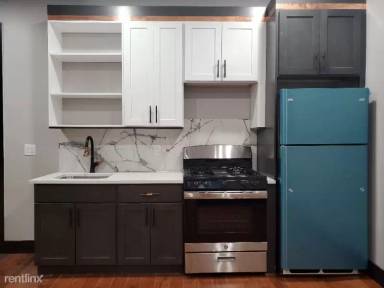Main picture of 45 Saint Pauls Ave