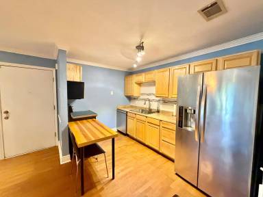 Main picture of 1015 SW 9th St
