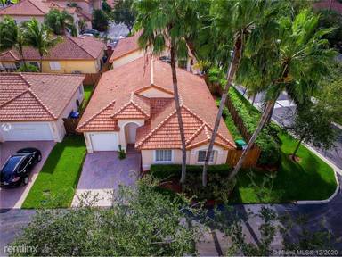 Main picture of 11261 NW 59th Ter