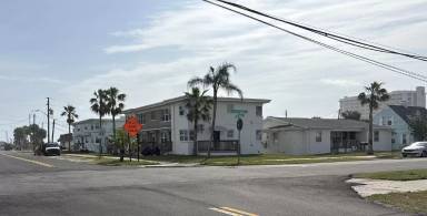 Main picture of 616 Riverview Blvd