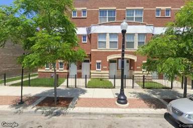 Main picture of 2306 E 71st St