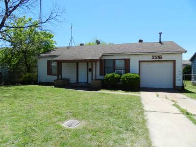 Main picture of 2216 NW Pollard Ave