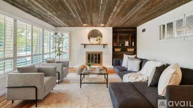 Main picture of 1275 E Lavon Dr