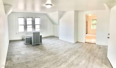 Main picture of 210 S 1st Ave