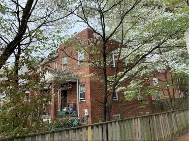 Main picture of 501 17th St SE