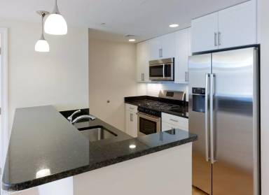 Main picture of 7 Cameron Ave