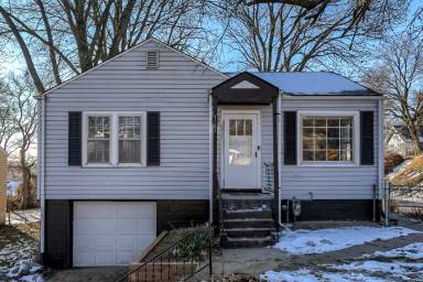 Main picture of 3185 Stone Ave
