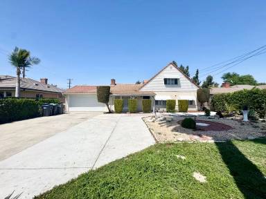 Main picture of 609 E Longden Ave