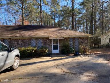 Main picture of 167 McCluer Rd