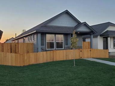 Main picture of 3242 NW 9th Ln