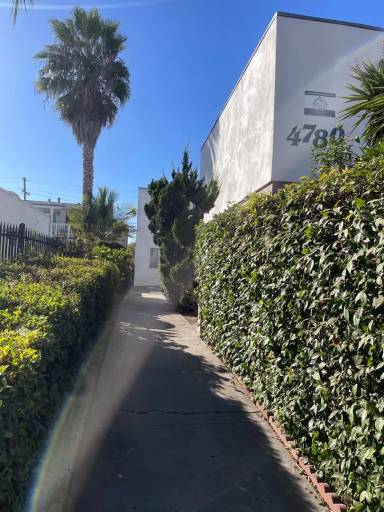 Main picture of 4780 Wilson Ave