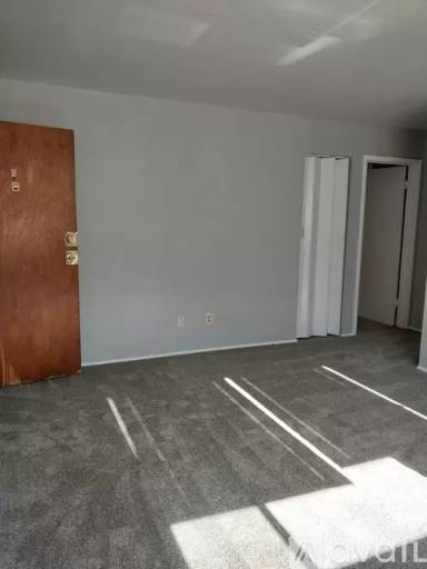 Main picture of 4004 W 8th St