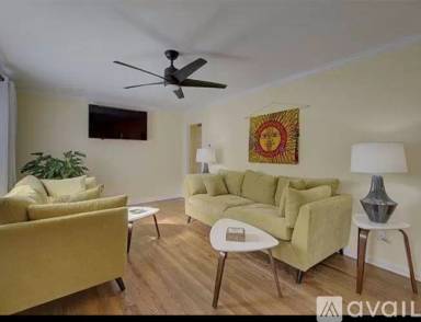 Main picture of 384 Norton Cir SE