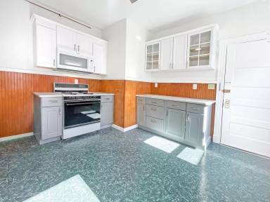 Main picture of 429 Winthrop St