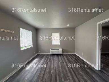 Main picture of 821 S Terrace Dr