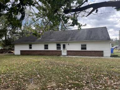 Main picture of 11 Pine Hill Ave