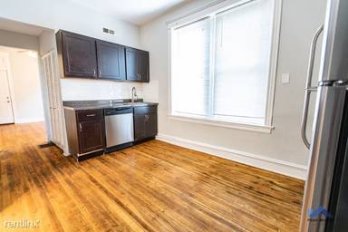 Main picture of 1402 N Maplewood Ave