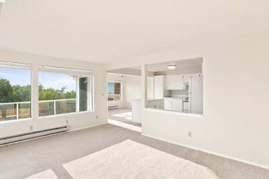 Main picture of 6805 East Side Dr NE