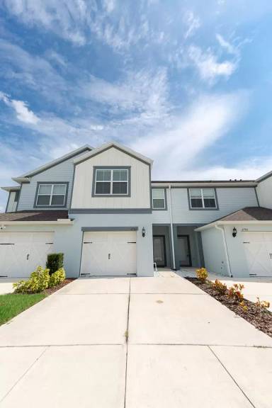 Main picture of 3792 Plainview Dr