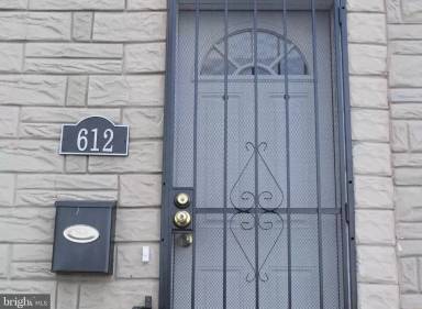 Main picture of 612 N Milton Ave