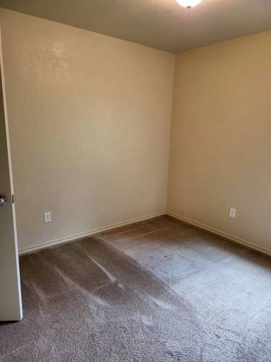 Main picture of 915 W Prairie Wind Way