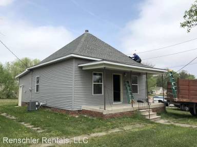 Main picture of 101 E South St