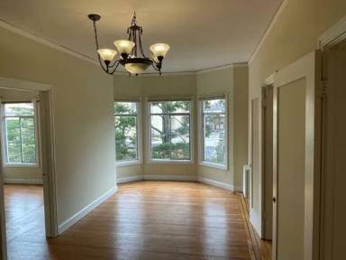 Main picture of 401 43rd Ave