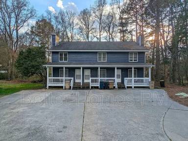 Main picture of 104 Stowe Pl