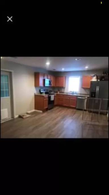Main picture of 306 N Woodlawn Ave