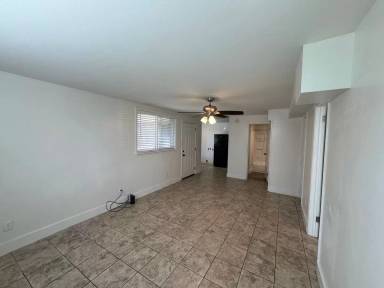 Main picture of 307 N Hullen St