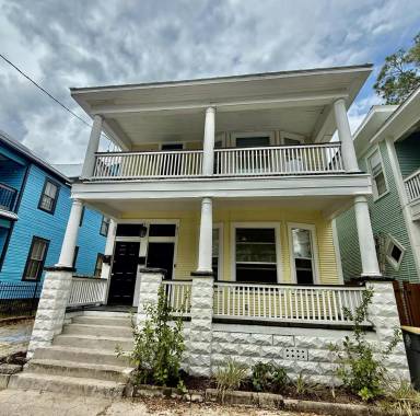Main picture of 309 E 5th St