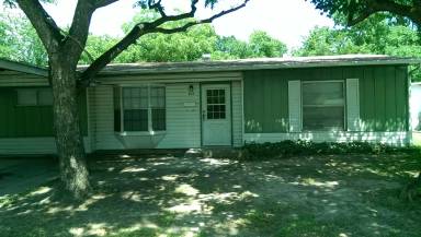 Main picture of 909 Indian Hills Dr