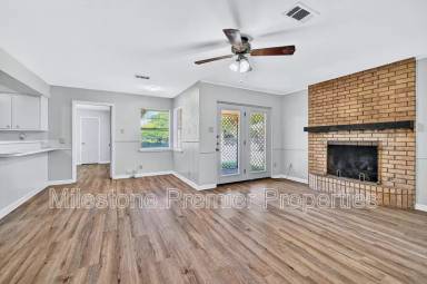 Main picture of 1902 W Shields Dr