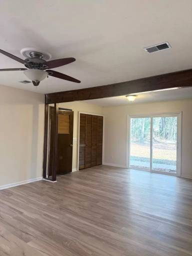 Main picture of 1611 Alpha St