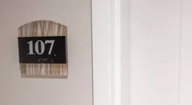 Main picture of 103 N 1st St