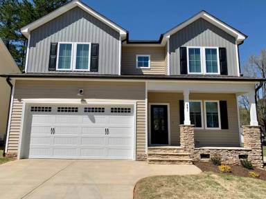 Main picture of 821 Trinity Park Dr