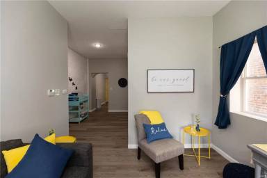 Main picture of 3001-3005 Magnolia Ave