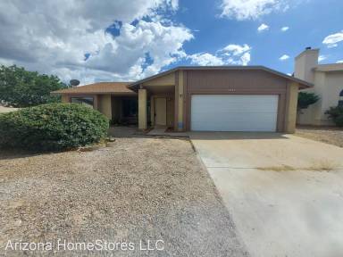 Main picture of 2371 Primrose Dr