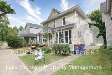 Main picture of 636 Livingston Ave NE