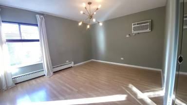 Main picture of 2407 N Kennicott Dr