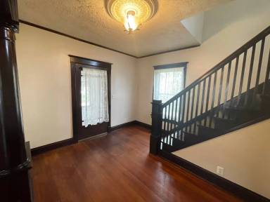 Main picture of 1215 N Roosevelt Ave