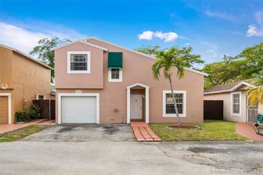 Main picture of 18964 NW 63rd Court Cir