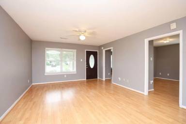 Main picture of 3367 Angel Ln