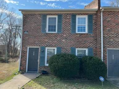 Main picture of 3401 Chalfont Dr