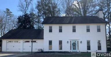 Main picture of 621 Sutton Way SW