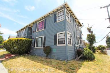 Main picture of 755 34th St