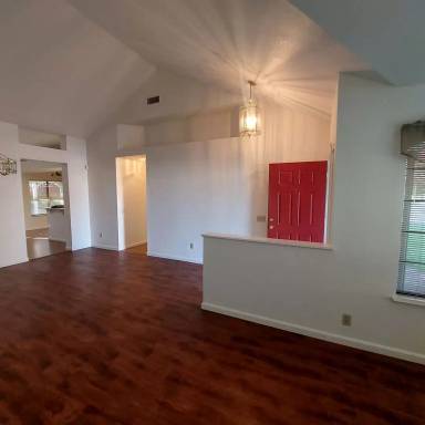 Main picture of 1402 Greenborough Dr