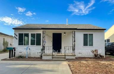 Main picture of 5233 Bellflower Blvd