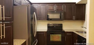 Main picture of 10730 NW 14th St