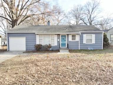 Main picture of 8927 E 74th St
